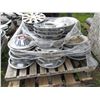Image 3 : Pallet of hub caps