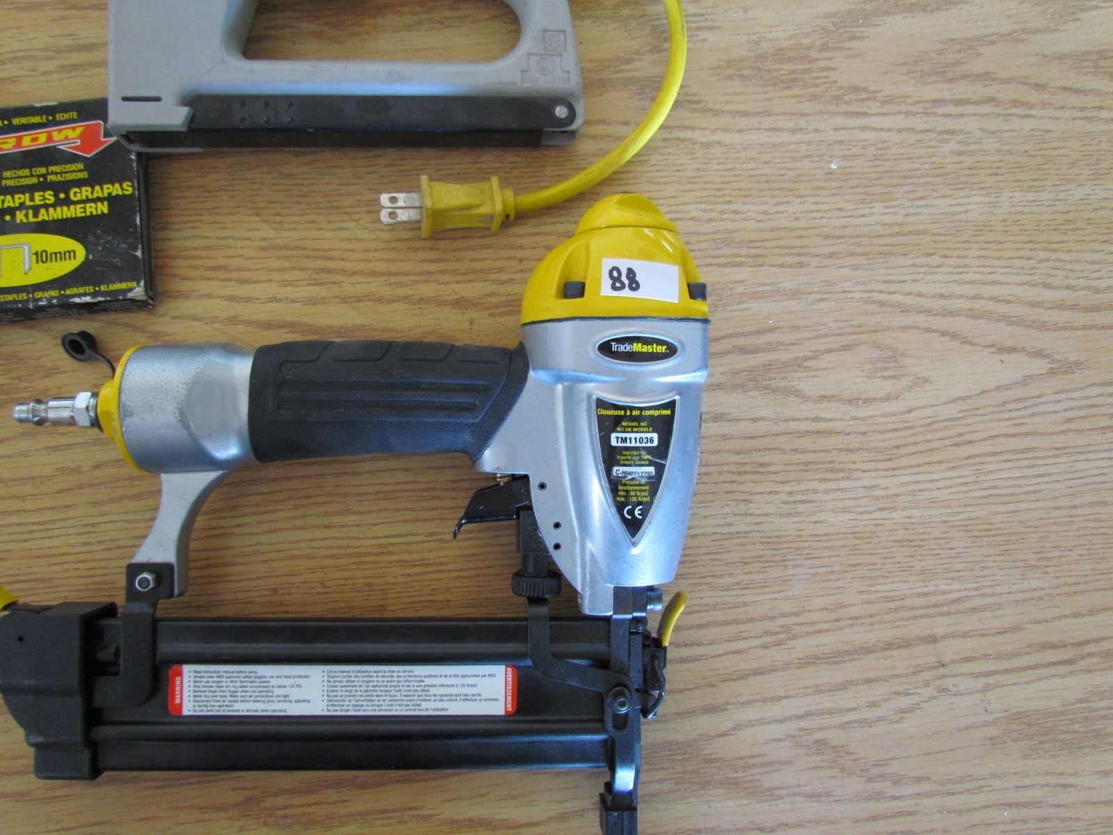 Trackmaster brad nailer, Stanley electric stapler