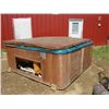 Image 3 : Hot Tub with cover, 7.5 ftx7.5 ft