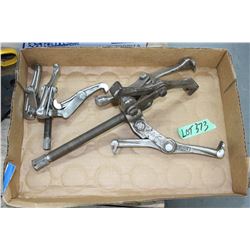 Flat of Gear Pullers