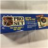 Image 2 : NHL Pro Set "The 1990 Series 1 NHL Card" (Unopened)