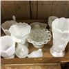 Image 1 : Tray Lot: Milk Glass