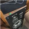 Image 2 : Home Stereo System "Fisher" & Apple Speaker Box
