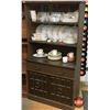 Image 1 : DeFehr China Cabinet / Hutch