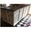 Image 1 : Store Counter & Retro Table