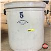 Image 1 : 5 Gal Crock Medalta Potteries "Redcliff, Alta, Canada"