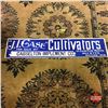 Image 1 : 25" x 5" Wax Cardboard Dealer Advertising Sign (Rare!) "J.I. Case" Cultivators (for Casselton Implem