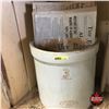 Image 1 : 3 Gal Imperial Medalta Crock