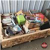 Image 1 : Crate Lot: Books & Records (Large Variety)