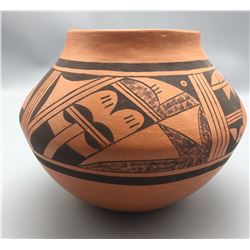Hopi Pot - L. Dashee