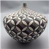 Image 1 : Sandra Victorino - Fine Pot