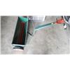 Image 1 : LARGE GARDEN SPREADER