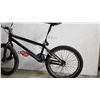 Image 2 : BLACK ZOOM BMX BIKE