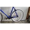 Image 2 : BLUE NO BRAND BIKE