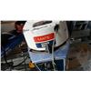 Image 3 : EVINRUDE MATE TWO OUTBOARD MOTOR