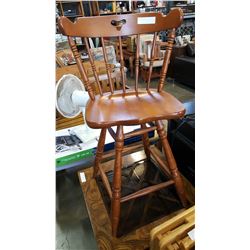 MAPLE BAR STOOL