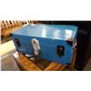 Image 2 : BLUE STORAGE TRUNK