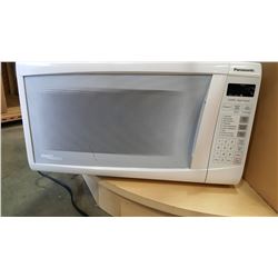 WHITE PANASONIC 1200 WATT HIGH POWER MICROWAVE INVERTER