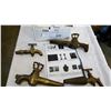 Image 1 : 4 ANTIQUE WINE BARRELL TAPS