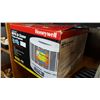 Image 3 : HONEYWELL AIR PURIFIER