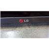 Image 3 : LG 60 INCH TV 60LB6000 LED W/REMOTE AND TILT WALL MOUNT TESTED AND WORKING