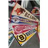 Image 3 : 15 VINTAGE NHL AND CFL BANNERS