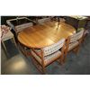 Image 1 : ROUND OAK DINING TABLE W/ LEAF AND 4 CHAIRS