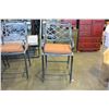 Image 3 : 4 METAL PATIO CHAIRS W/ CUSHIONS