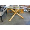 Image 2 : GLASSTOP DINING TABLE