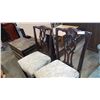 Image 3 : 2 CARVED DINING CHAIRS