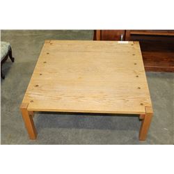 OAK COFFEE TABLE