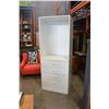 Image 1 : WHITE DRESSER