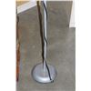 Image 3 : MERCANA DESIGNER FLOOR LAMP W/ FOOTSWITCH , TASIMOS AND