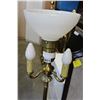 Image 2 : VINTAGE FLOOR LAMP