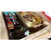 Image 3 : TRAY OF VINTAGE THOMAS THE TRAIN PHONE AND OTHER TOYS