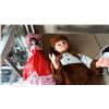 Image 2 : SNOOPY SCALE AND Z DOLLS