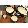 Image 2 : 4 PIECE PLANTER POT SET
