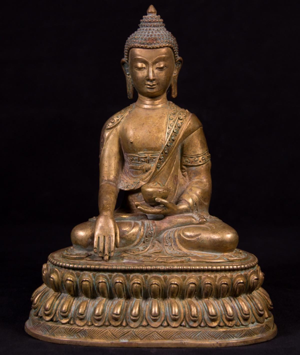 Antique Buddha Statue