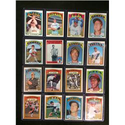 BASEBALL TRADING CARDS LOT