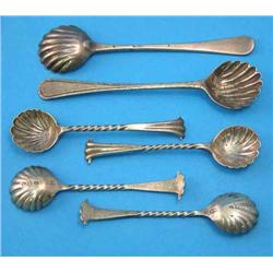 A pair of Georgian silver salt spoons, with shell shaped bowls and a set of 4 Victorian Onslow pa...