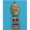 Image 1 : A Victorian foliate engraved gold locket, the front applied with 3 horseshoes set diamonds, pearl...