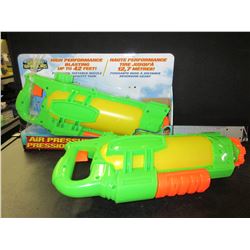 2 Water Warriors Water Blasters / shoots up to 42 ft