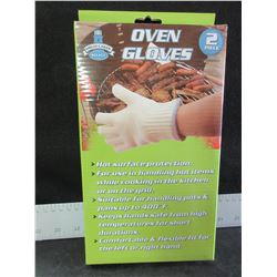 New Pair of Oven Gloves / a must have for BBQ or Camping