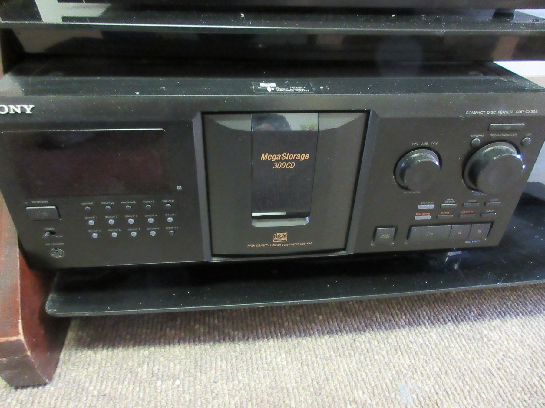 Sony Mega Storage 300 CD Player - Klondike On-Line Auctions Sony Mega Storage 300 CD Player - Klondike On-Line Auctions