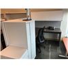 Image 2 : LOT OF 12 GLOBAL EVOLVE CORNER MODULAR WORKSTATIONS