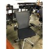 Image 2 : BLACK HAWORTH X99 FULLY ADJUSTABLE TASK CHAIR