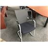 Image 2 : BLACK HAWORTH X99 SLED BASE CLIENT CHAIR