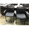 Image 2 : GLOBAL GREY AND BLACK MESH BACK CLIENT CHAIR