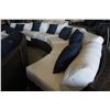 Image 2 : WHITE MAJORCA CURVED WICKER SECTIONAL PATIO SET INCLUDING END TABLE