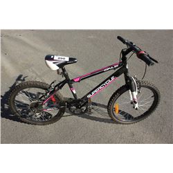 BLACK CHILD'S SUPERCYCLE 5 SPEED FRONT SUSPENSION MOUNTAIN BIKE